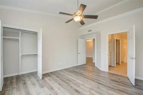 2111 Welch Street A321 Houston TX 77019