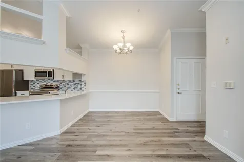2111 Welch Street A321 Houston TX 77019