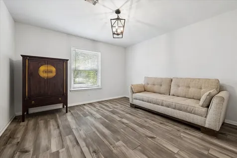 5474 Imogene Street Houston TX 77096