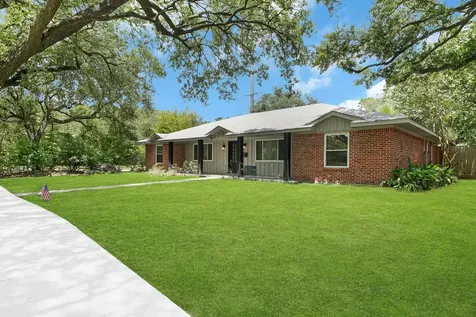 5474 Imogene Street Houston TX 77096