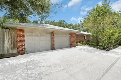 5474 Imogene Street Houston TX 77096