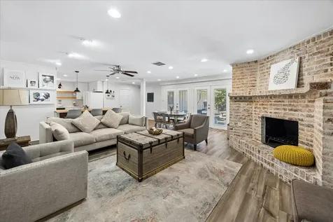 5474 Imogene Street Houston TX 77096
