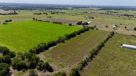 Tract 5 Company Field Road Schulenburg TX 78956
