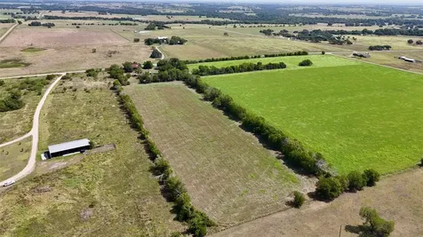 Tract 5 Company Field Road Schulenburg TX 78956