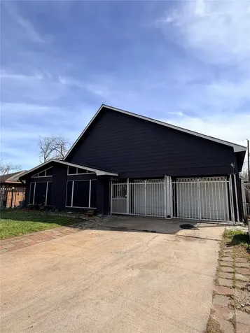 618 Sulphur Street Houston TX 77034