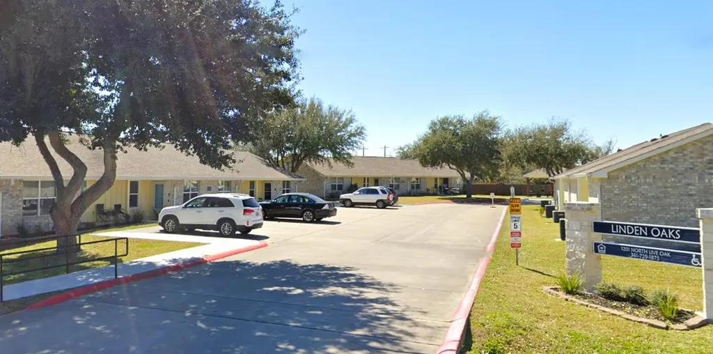 1201 N Live Oak Rockport TX 78382