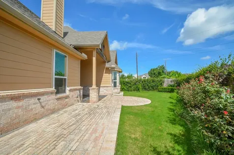 6411 Edinburgh Court Sugar Land TX 77479