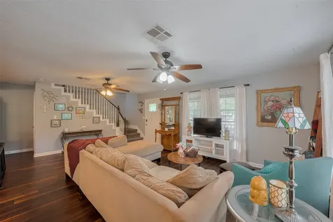 5514 Avenue M Santa Fe TX 77510