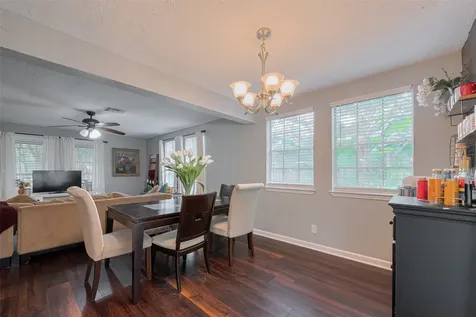 5514 Avenue M Santa Fe TX 77510