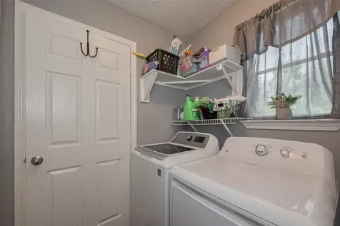 5514 Avenue M Santa Fe TX 77510