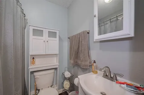 5514 Avenue M Santa Fe TX 77510