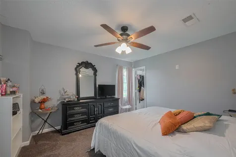 5514 Avenue M Santa Fe TX 77510