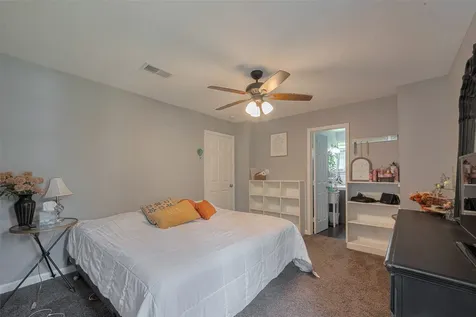 5514 Avenue M Santa Fe TX 77510