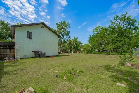 5514 Avenue M Santa Fe TX 77510