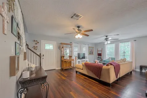 5514 Avenue M Santa Fe TX 77510