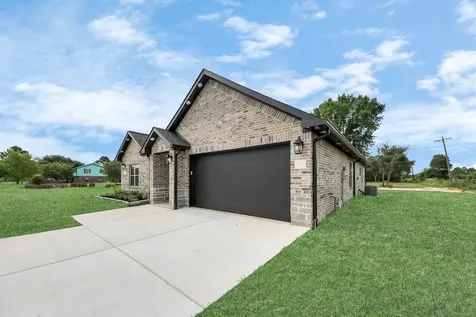 601 Lily Street Prairie View TX 77484