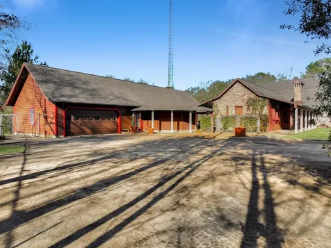 880 W Walton Road Lumberton TX 77657