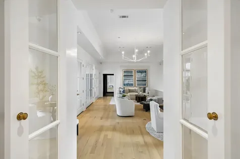 2101 Goldsmith Street Houston TX 77030