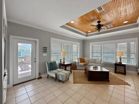 944 Raymond Crystal Beach TX 77650