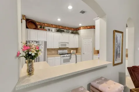 10 Clarewood Court The Woodlands TX 77385