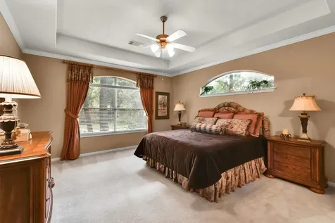 10 Clarewood Court The Woodlands TX 77385