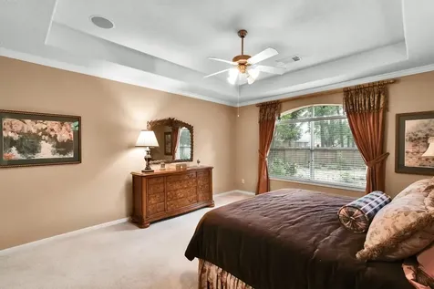 10 Clarewood Court The Woodlands TX 77385