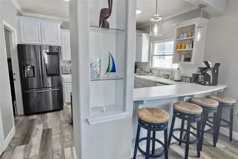 2296 Martinique Crystal Beach TX 77650