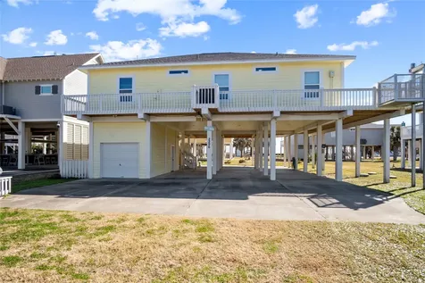 2296 Martinique Crystal Beach TX 77650