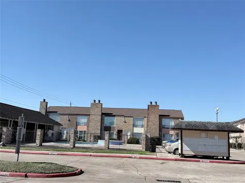 9200 W Bellfort Street 98 Houston TX 77031