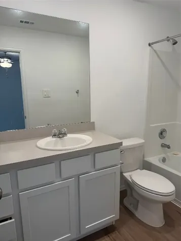 614 Road 5203 Cleveland TX 77327