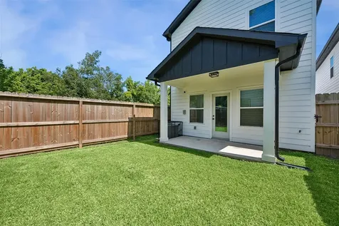926 Granville Drive Houston TX 77091