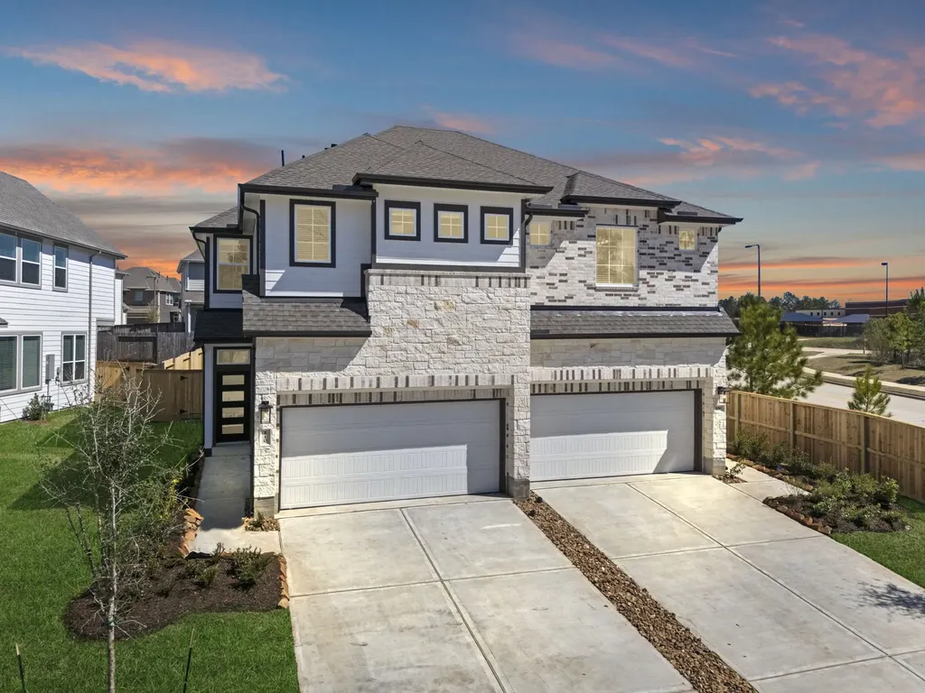110 West Coralburst Loop Montgomery TX 77316