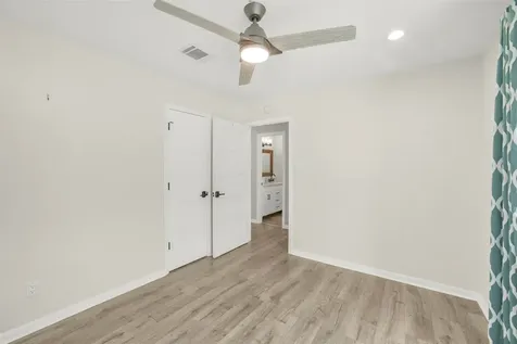 12111 Whittington Drive Houston TX 77077