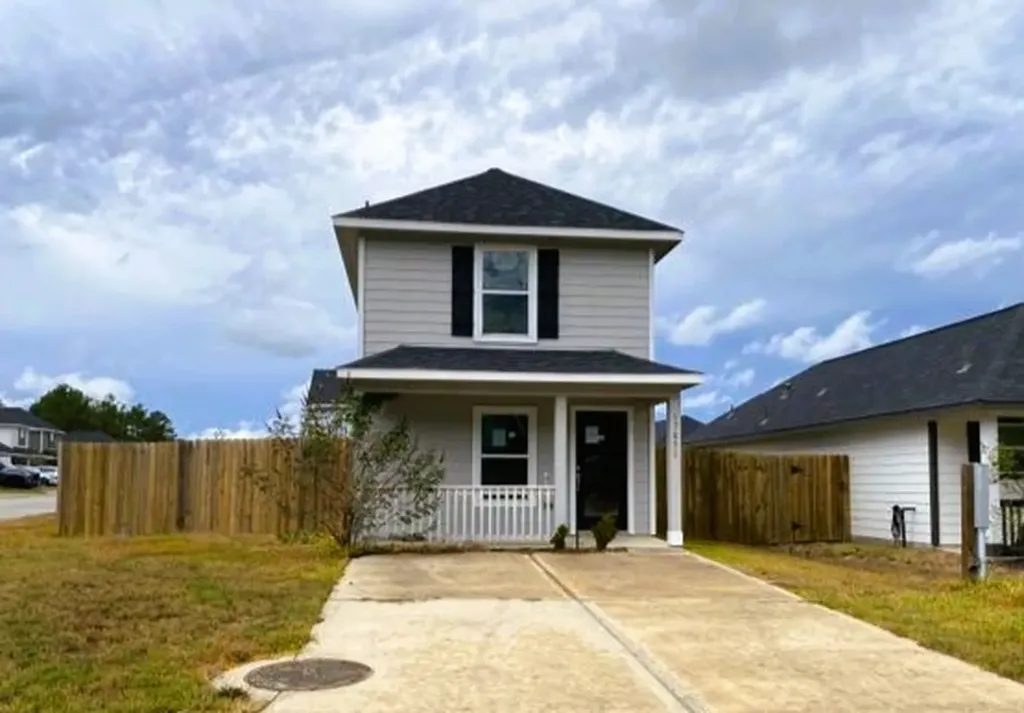 17051 Marie Village Drive Conroe TX 77306