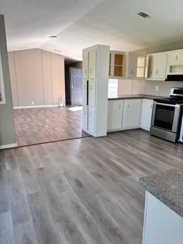 127 Country Oaks Street Brazoria TX 77422