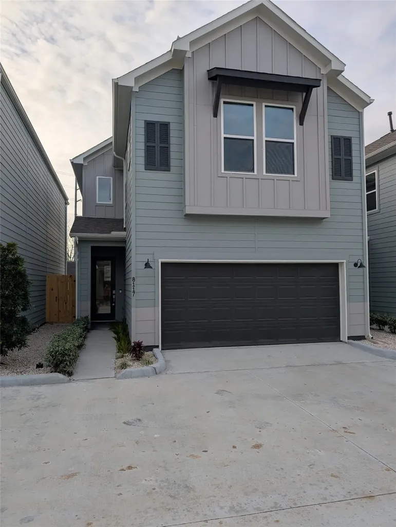 8117 Esther Acres Houston TX 77088