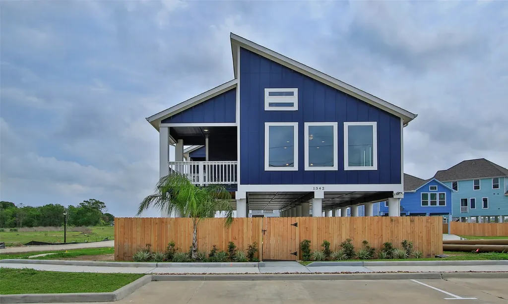 1342 Harbourtown Court Seabrook TX 77586