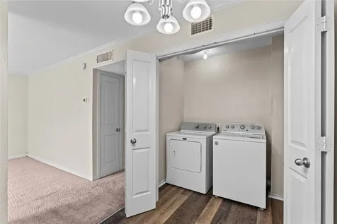 102 Strand Street 16 Galveston TX 77550