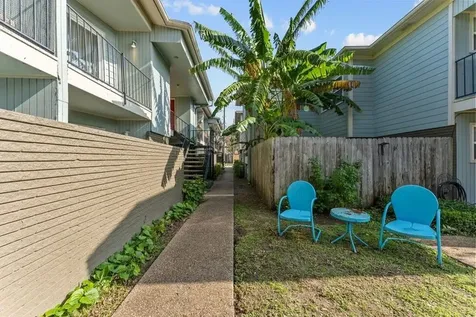 102 Strand Street 16 Galveston TX 77550