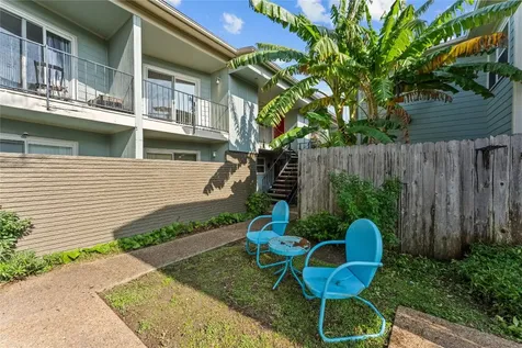 102 Strand Street 16 Galveston TX 77550
