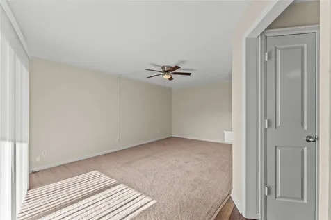 102 Strand Street 16 Galveston TX 77550