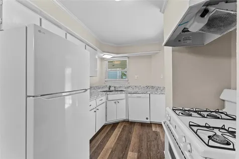 102 Strand Street 16 Galveston TX 77550