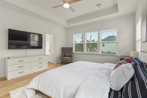 1266 Oakmont Bend Drive Houston TX 77091