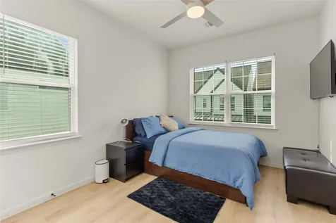 1266 Oakmont Bend Drive Houston TX 77091