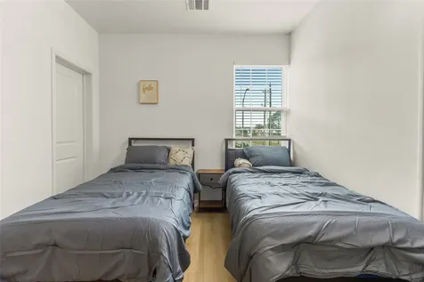 1266 Oakmont Bend Drive Houston TX 77091