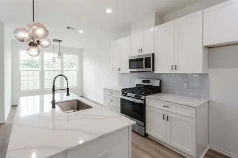 1266 Oakmont Bend Drive Houston TX 77091