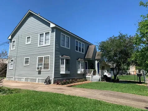 1546 Lombardy Street B Houston TX 77023