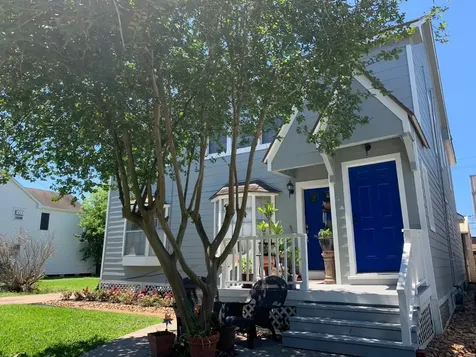 1546 Lombardy Street B Houston TX 77023
