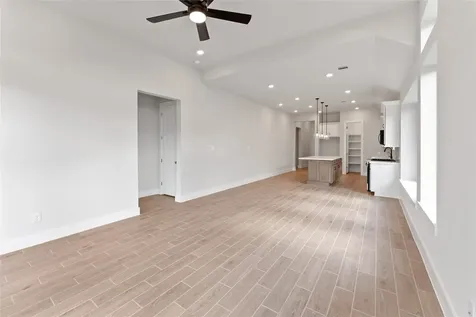 2831 Elm Creek Way Iowa Colony TX 77583