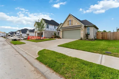 2831 Elm Creek Way Iowa Colony TX 77583